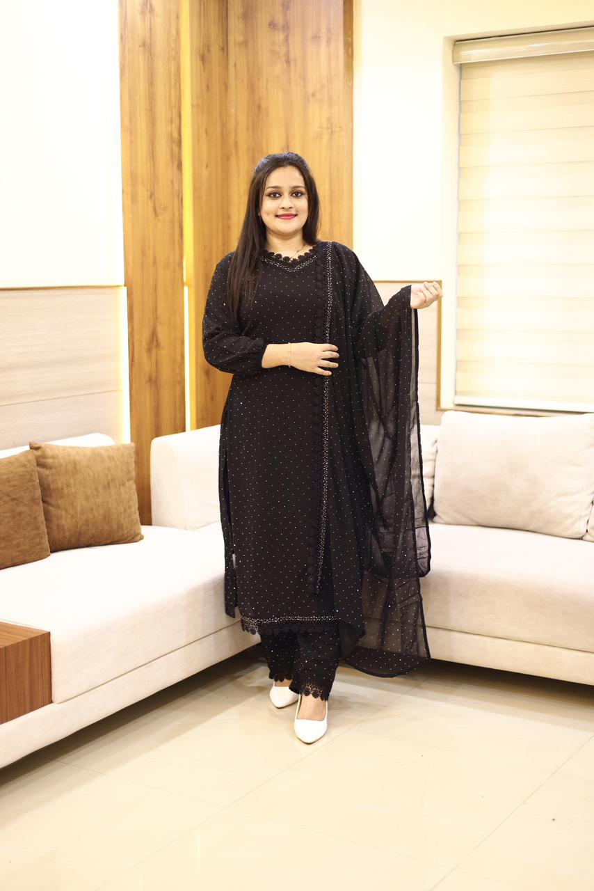 New stylish salwar set