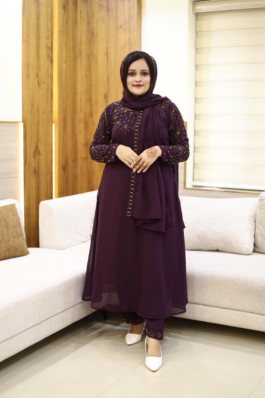 3 piece heavy salwar set( top pant dupatta)