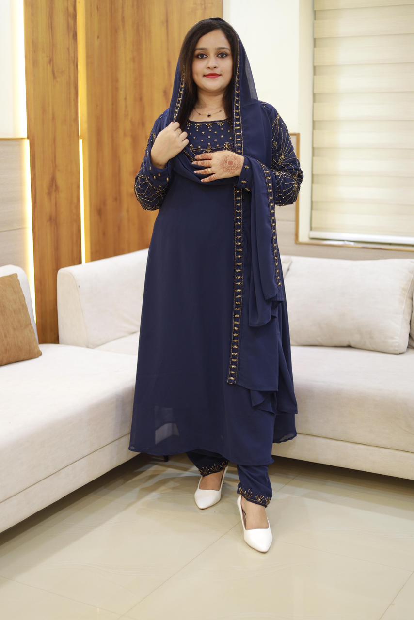 3 piece heavy salwar set( top pant dupatta)